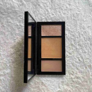 bBold Contour Kit – 3-in-1 Contour, Bronze & Highlight Palette with Mirror